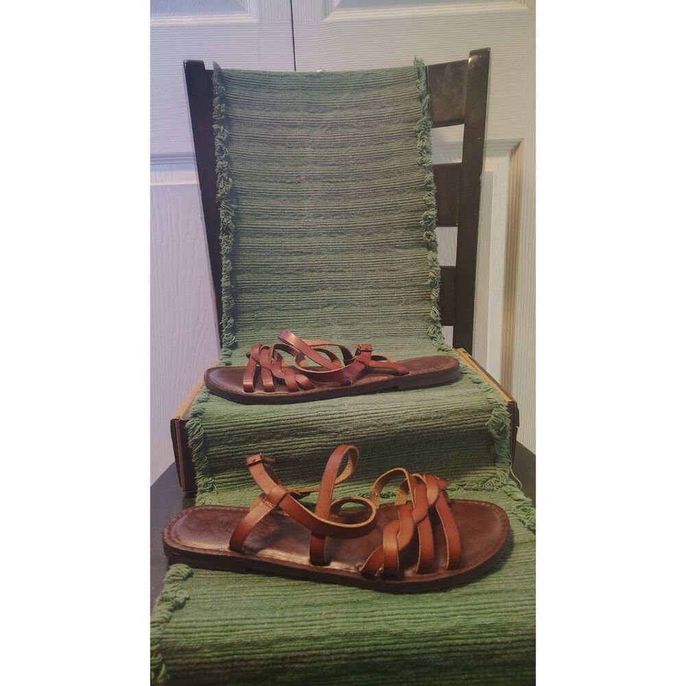 Time & Tru Women's Brown Strappy Gladiator Sandals Flat Size 11